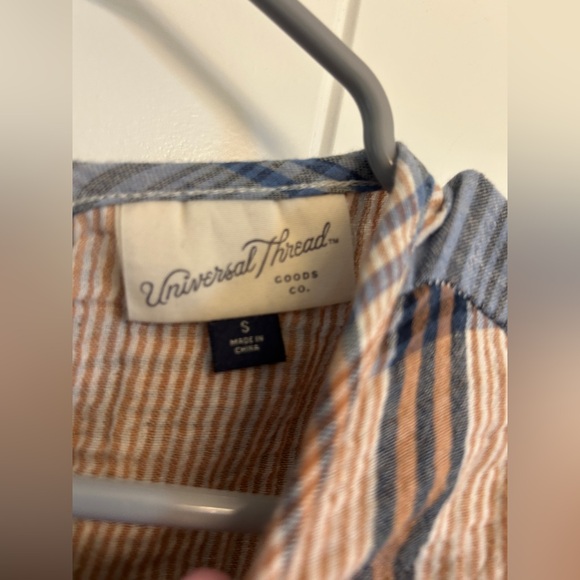 Universal Thread Striped Long Sleeve blouse - Picture 2 of 2